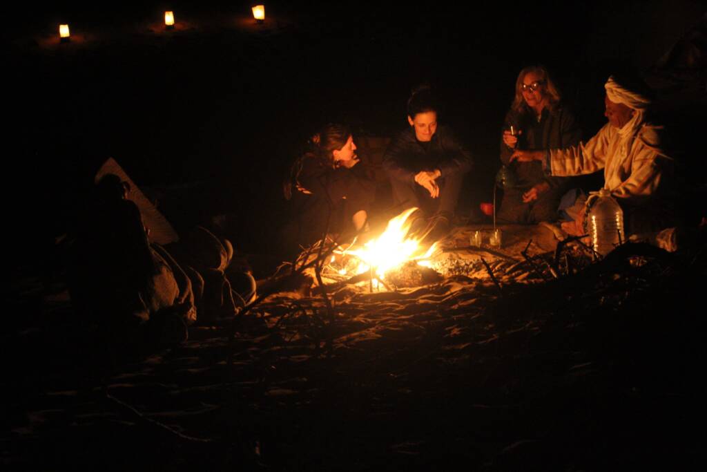 Saharan music around the fire